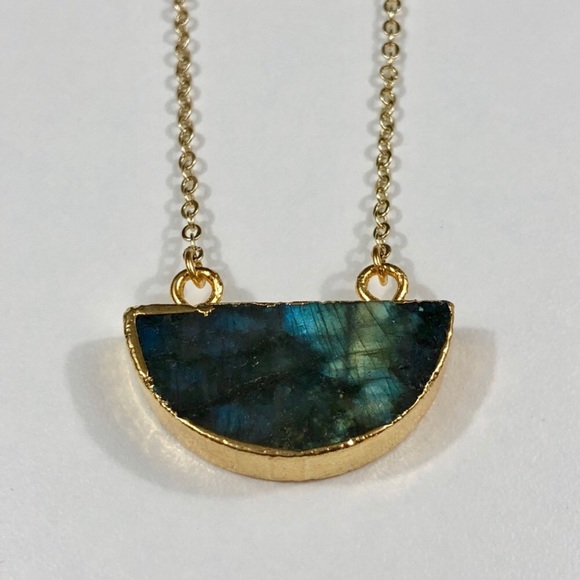 18K Gold Labradorite Nebula Boho Crystal Necklace - Picture 4 of 5